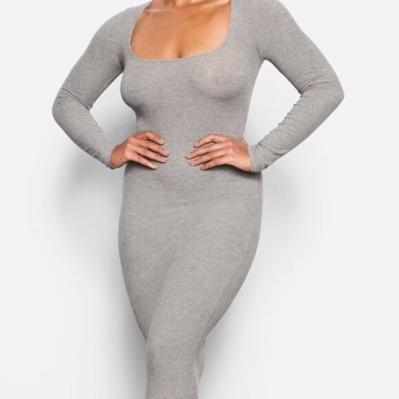 SKIMS Dresses & Skirts - Skims Soft Lounge Long Sleeve Ribbed Maxi Dress